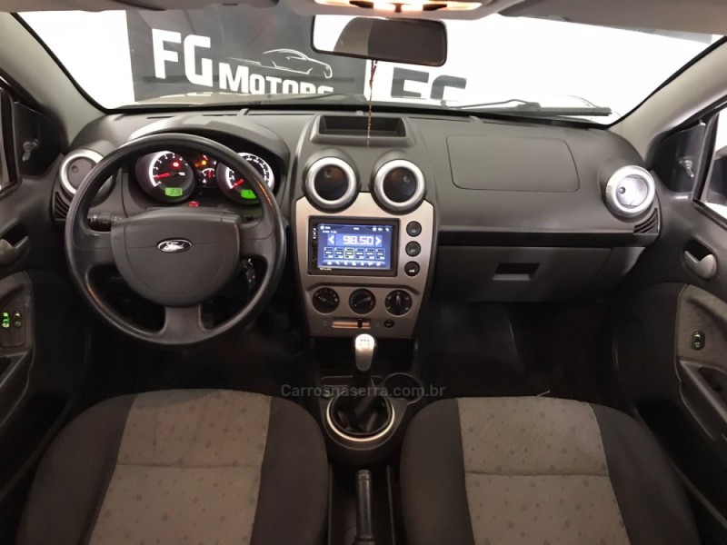 FIESTA 1.6 MPI CLASS 8V GASOLINA 4P MANUAL - 2011 - NOVO HAMBURGO