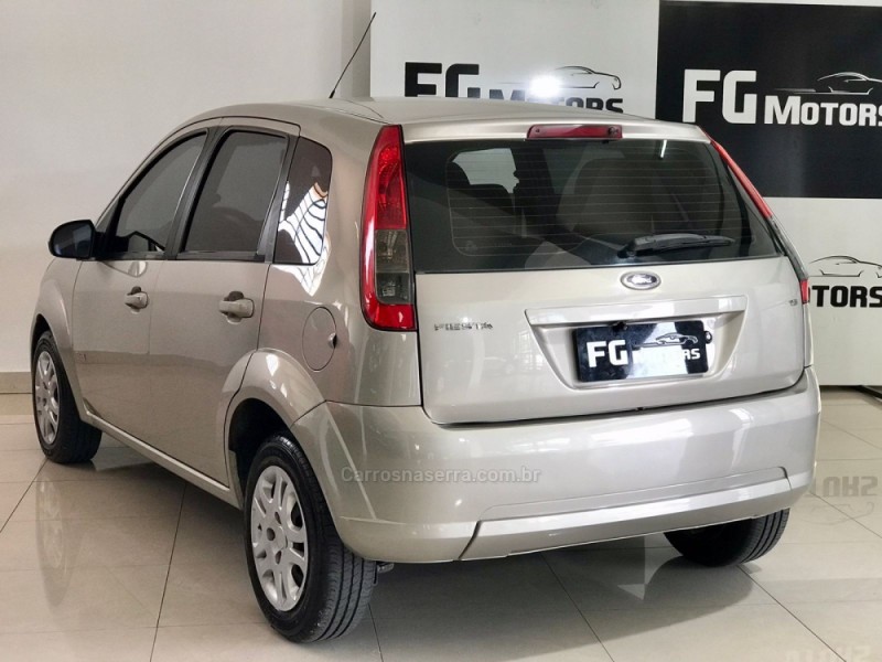 FIESTA 1.6 MPI CLASS 8V GASOLINA 4P MANUAL - 2011 - NOVO HAMBURGO