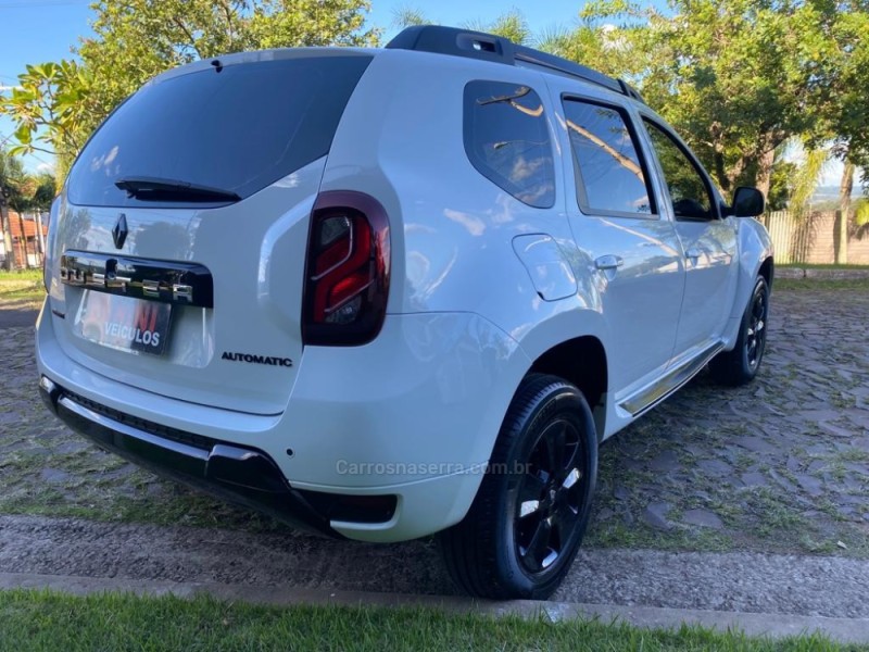 DUSTER 2.0 DYNAMIQUE 4X2 16V FLEX 4P AUTOMÁTICO - 2017 - CAMPO BOM