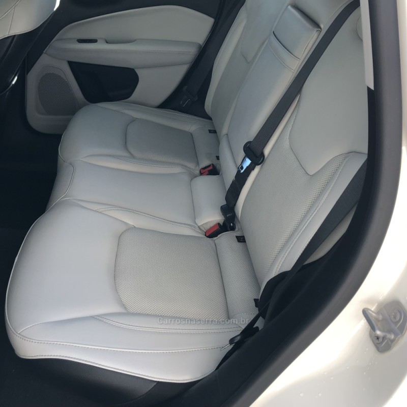 COMPASS 2.0 16V DIESEL LONGITUDE 4X4 AUTOMÁTICO - 2021 - GUAPORé