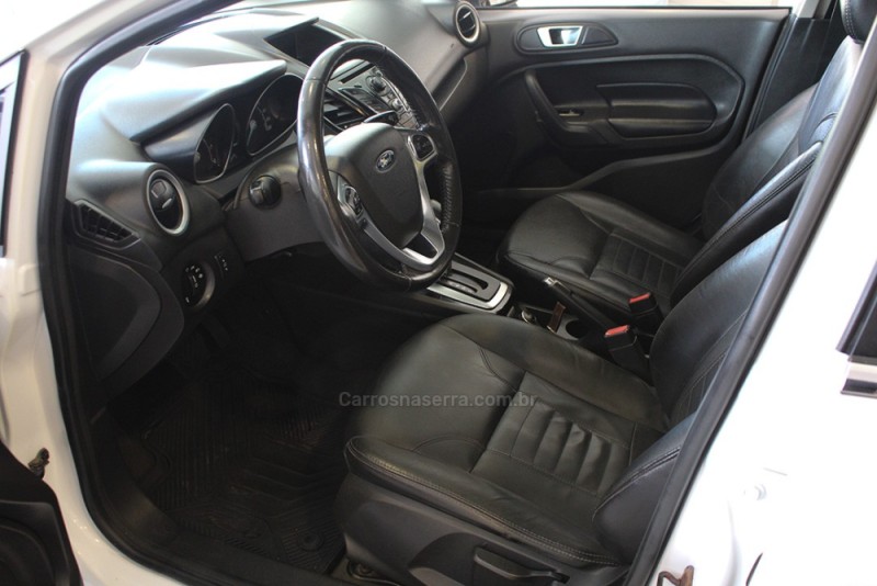 FIESTA 1.6 TITANIUM PLUS SEDAN 16V FLEX 4P AUTOMÁTICO - 2015 - BENTO GONçALVES