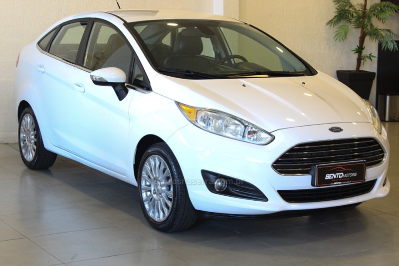 FIESTA 1.6 TITANIUM PLUS SEDAN 16V FLEX 4P AUTOMÁTICO - 2015 - BENTO GONçALVES