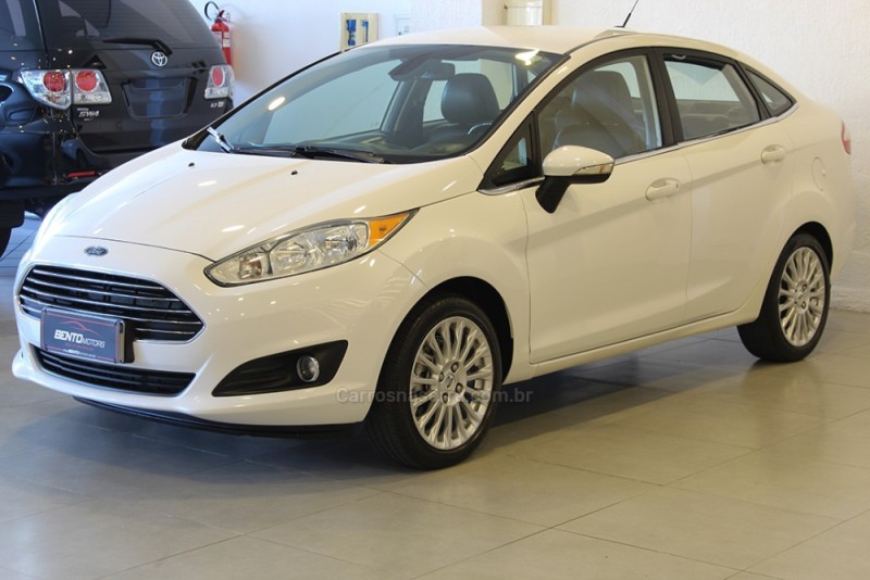 fiesta 1.6 titanium plus sedan 16v flex 4p automatico 2015 bento goncalves