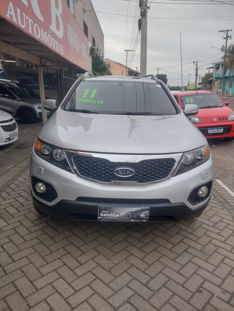 SORENTO 3.5 S.558 V6 4X2 24V GASOLINA 4P AUTOMÁTICO - 2011 - PAROBé