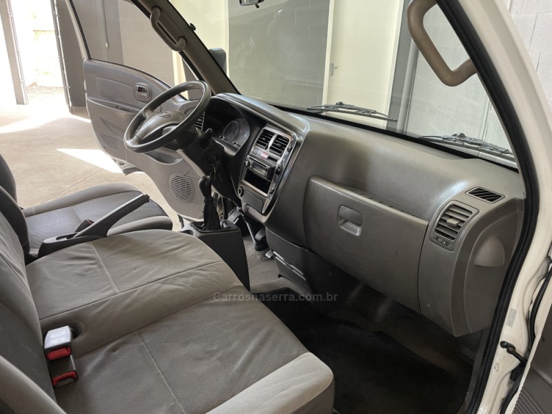 HR 2.5 LONGO BAÚ 4X2 16V 130CV TURBO INTERCOOLER DIESEL 2P MANUAL - 2011 - ESTâNCIA VELHA