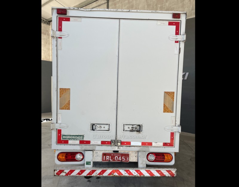 HR 2.5 LONGO BAÚ 4X2 16V 130CV TURBO INTERCOOLER DIESEL 2P MANUAL - 2011 - ESTâNCIA VELHA