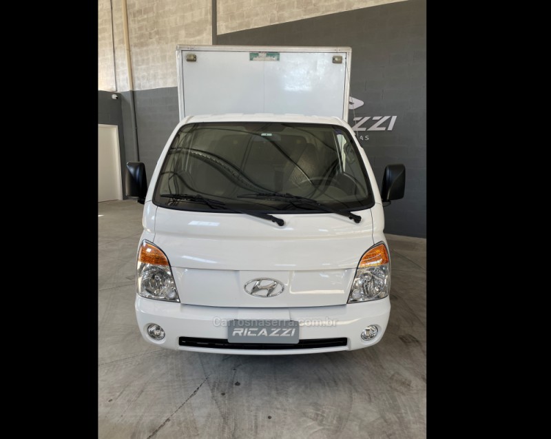 HR 2.5 LONGO BAÚ 4X2 16V 130CV TURBO INTERCOOLER DIESEL 2P MANUAL - 2011 - ESTâNCIA VELHA
