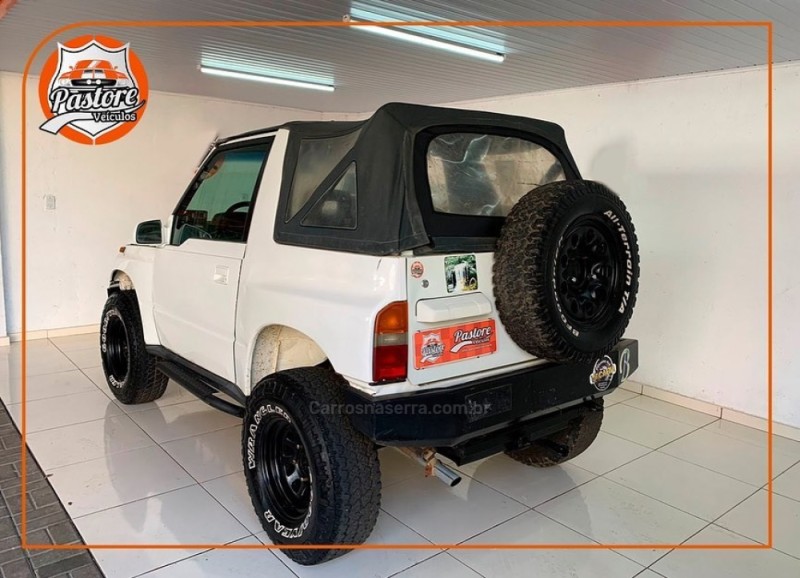 VITARA 1.6 JLX CANVAS TOP 4X4 8V GASOLINA 2P MANUAL - 1994 - VACARIA
