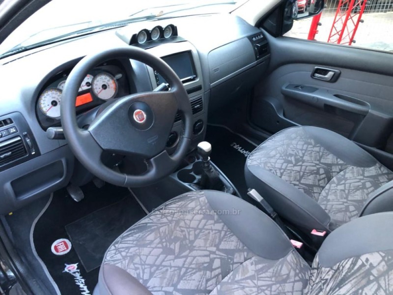 STRADA 1.8 MPI ADVENTURE CE 8V FLEX 2P MANUAL - 2009 - TRêS COROAS