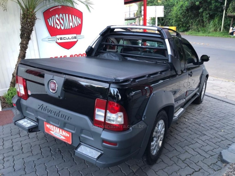 STRADA 1.8 MPI ADVENTURE CE 8V FLEX 2P MANUAL - 2009 - TRêS COROAS