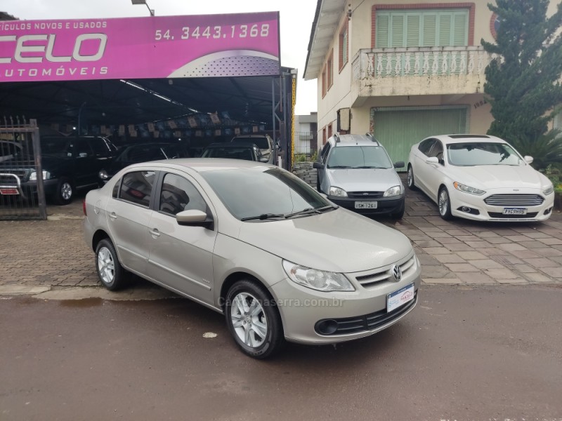VOYAGE 1.6 MI TRENDLINE 8V FLEX 4P MANUAL - 2013 - GUAPORé