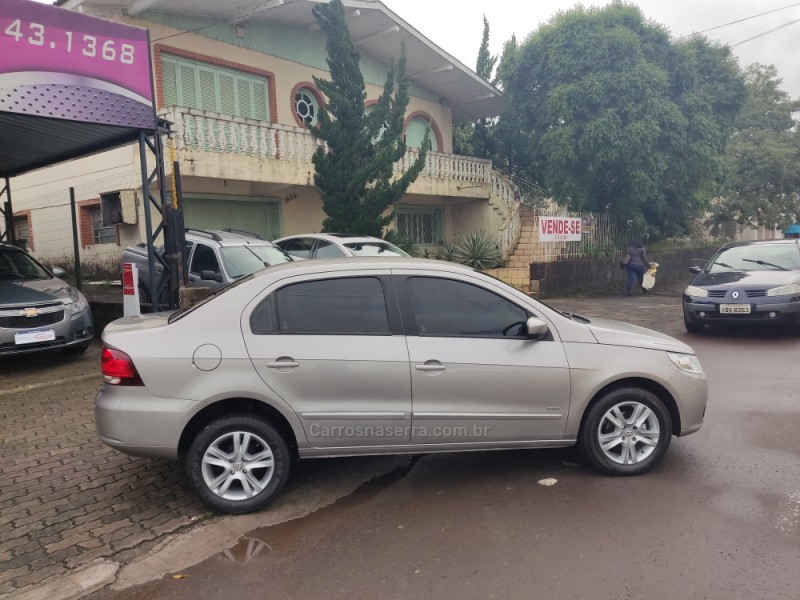 VOYAGE 1.6 MI TRENDLINE 8V FLEX 4P MANUAL - 2013 - GUAPORé