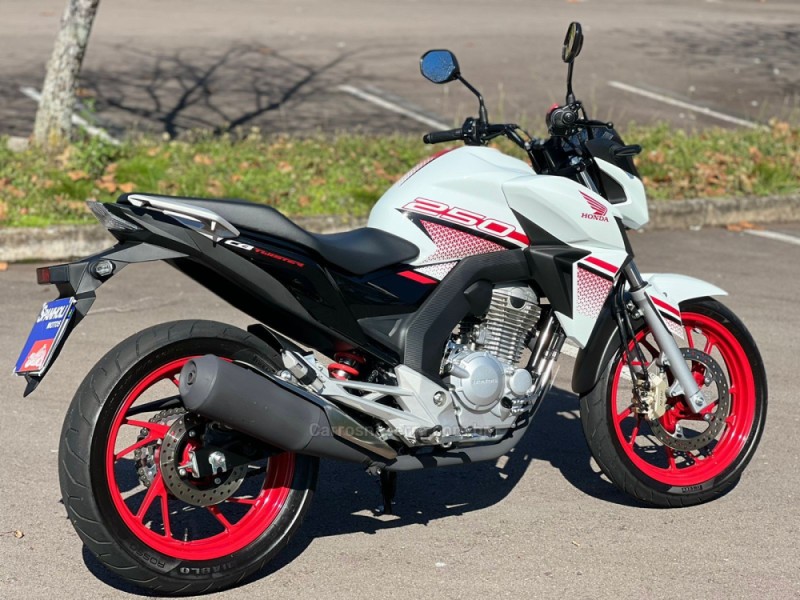 CB 250F TWISTER CBS - 2022 - BENTO GONçALVES