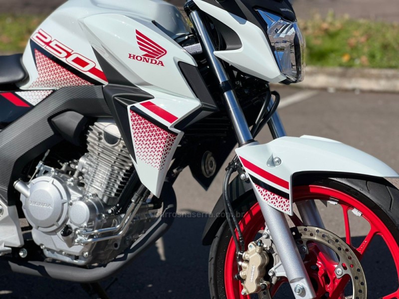CB 250F TWISTER CBS - 2022 - BENTO GONçALVES