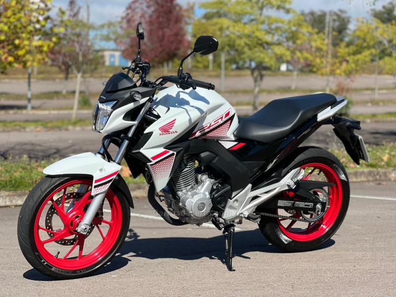 CB 250F TWISTER CBS - 2022 - BENTO GONçALVES