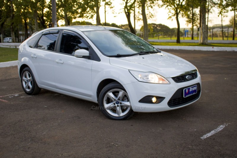FOCUS 2.0 SE HATCH 16V FLEX 4P AUTO
