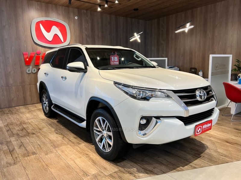 HILUX SW4 2.8 SRX 4X4 16V TURBO INTERCOOLER DIESEL 4P AUTOMÁTICO - 2018 - ERECHIM