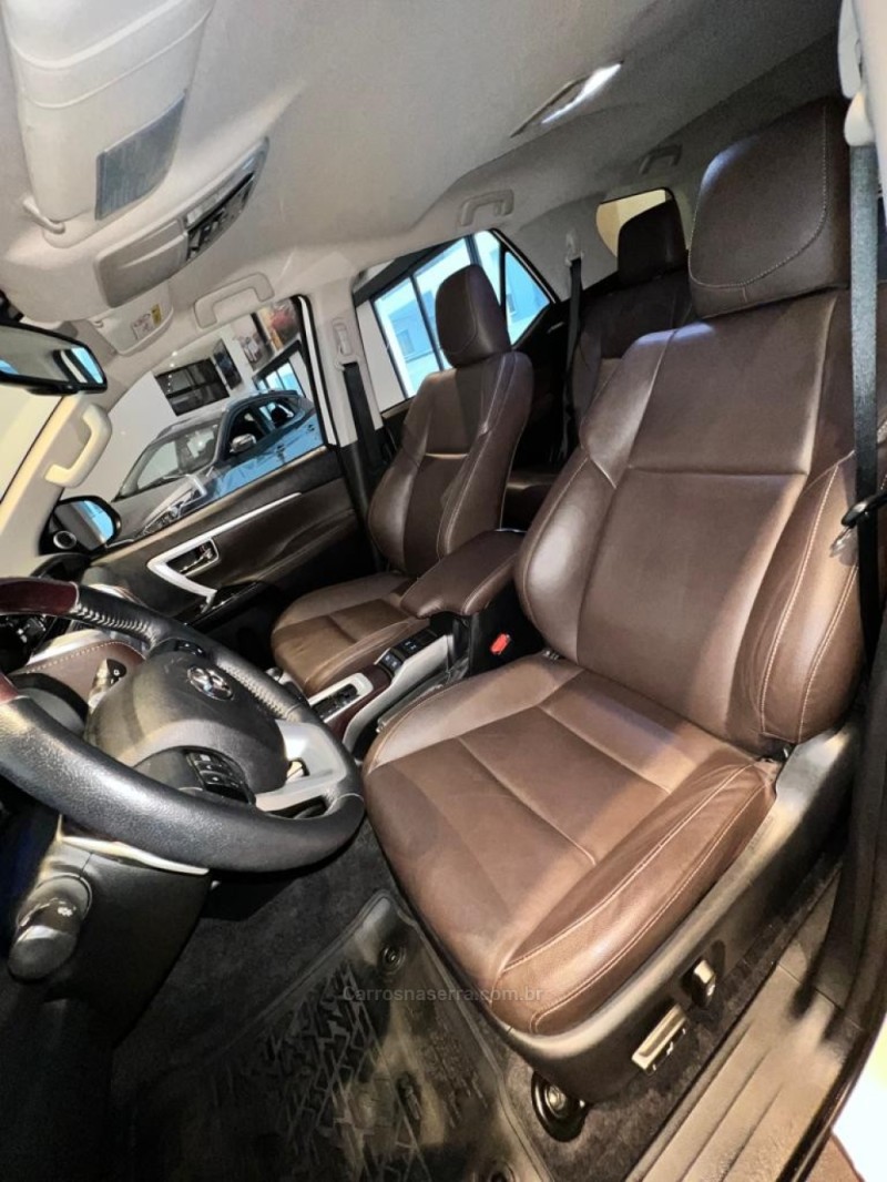 HILUX SW4 2.8 SRX 4X4 16V TURBO INTERCOOLER DIESEL 4P AUTOMÁTICO - 2018 - ERECHIM