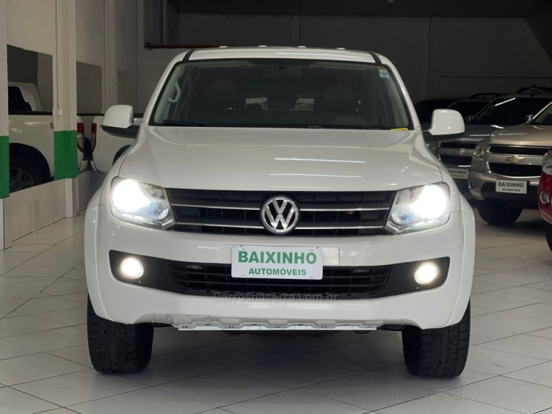 AMAROK 2.0 TRENDLINE 4X4 CD 16V TURBO INTERCOOLER DIESEL 4P MANUAL - 2014 - SAPUCAIA DO SUL