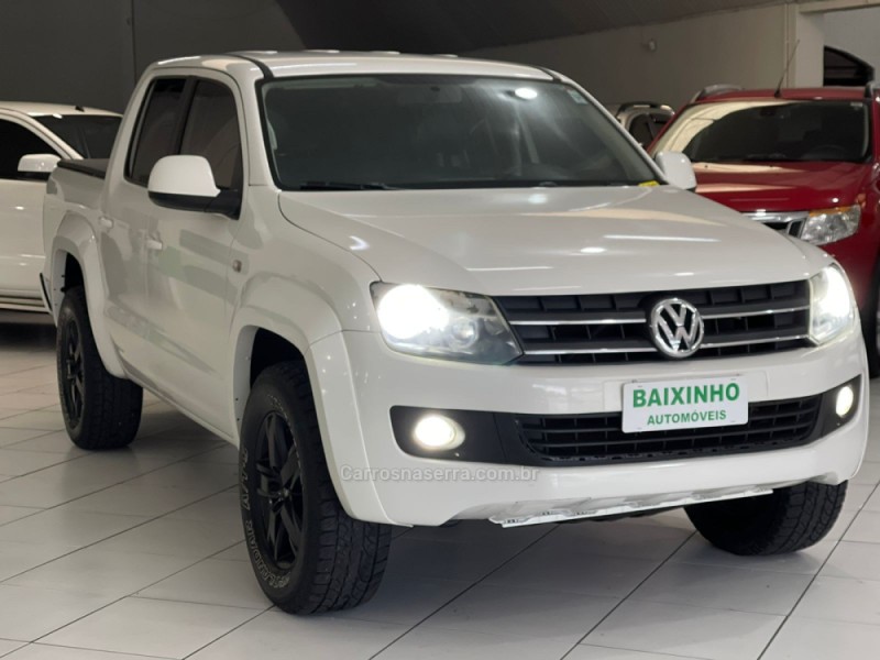 AMAROK 2.0 TRENDLINE 4X4 CD 16V TURBO INTERCOOLER DIESEL 4P MANUAL - 2014 - SAPUCAIA DO SUL