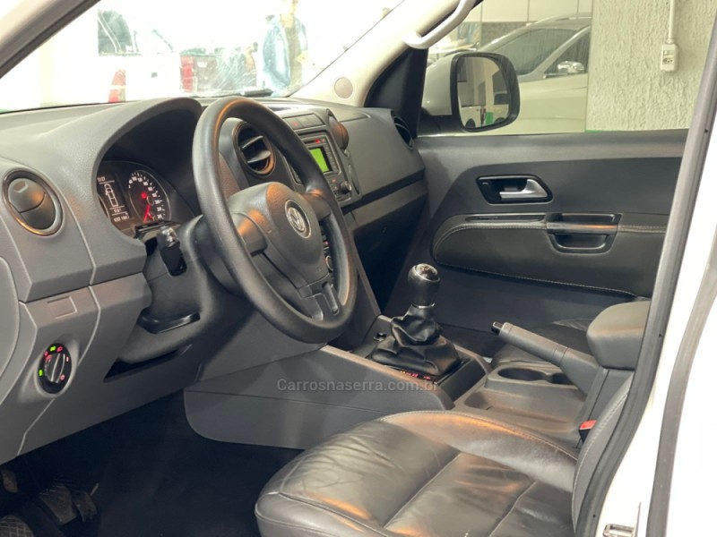 AMAROK 2.0 TRENDLINE 4X4 CD 16V TURBO INTERCOOLER DIESEL 4P MANUAL - 2014 - SAPUCAIA DO SUL