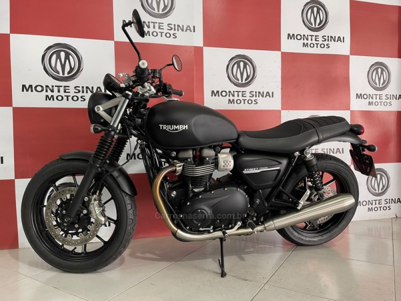 STREET TWIN  - 2020 - NOVO HAMBURGO