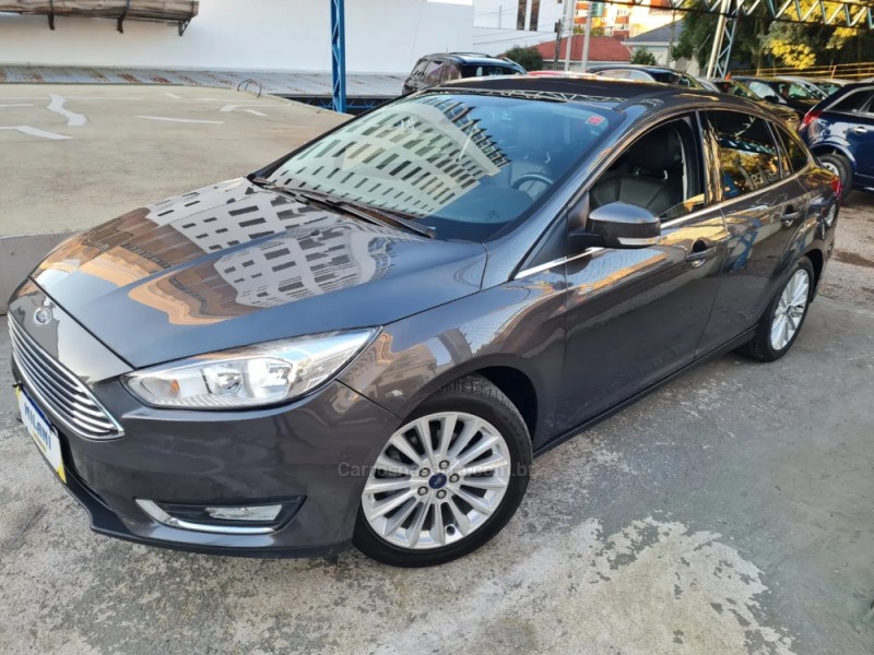 focus 2.0 titanium fastback 16v flex 4p automatico 2016 bento goncalves