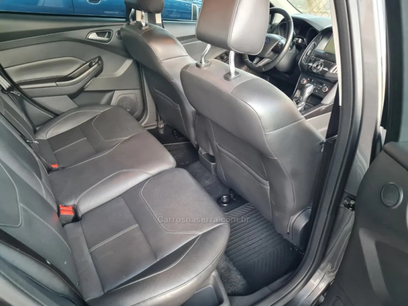 FOCUS 2.0 TITANIUM FASTBACK 16V FLEX 4P AUTOMÁTICO - 2016 - BENTO GONçALVES