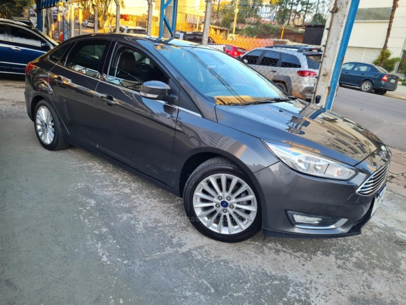 FOCUS 2.0 TITANIUM FASTBACK 16V FLEX 4P AUTOMÁTICO - 2016 - BENTO GONçALVES
