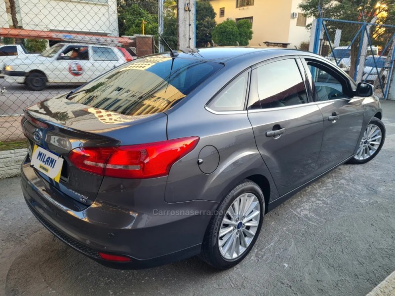 FOCUS 2.0 TITANIUM FASTBACK 16V FLEX 4P AUTOMÁTICO - 2016 - BENTO GONçALVES