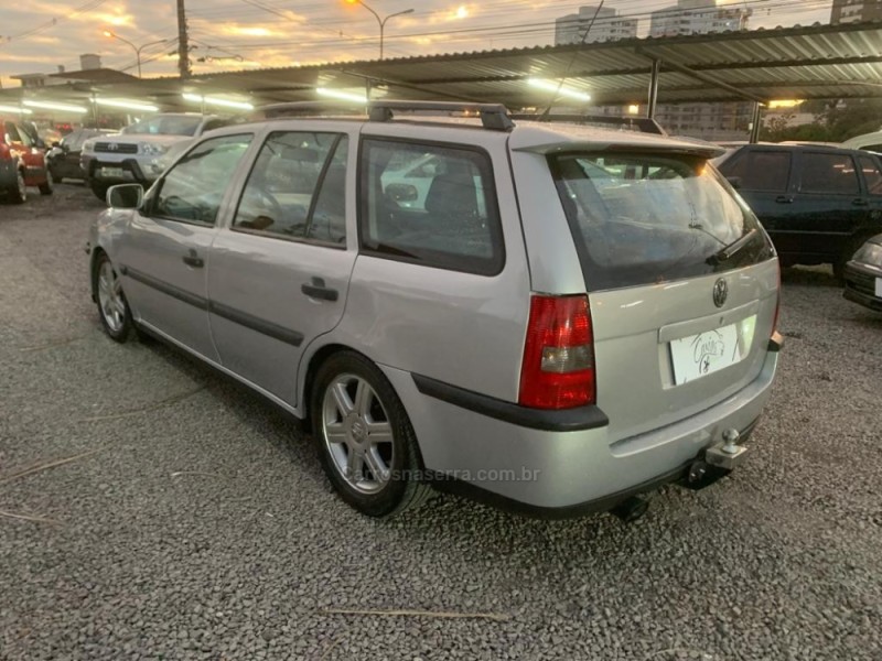 PARATI 2.0 MI 8V GASOLINA 4P MANUAL G.III - 2003 - CAXIAS DO SUL