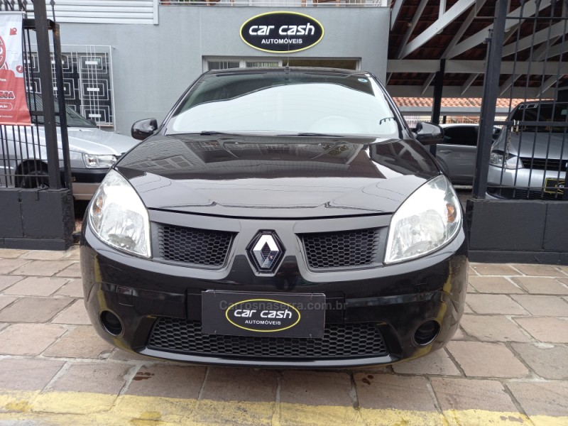 SANDERO 1.0 EXPRESSION 16V FLEX 4P MANUAL - 2011 - CAXIAS DO SUL