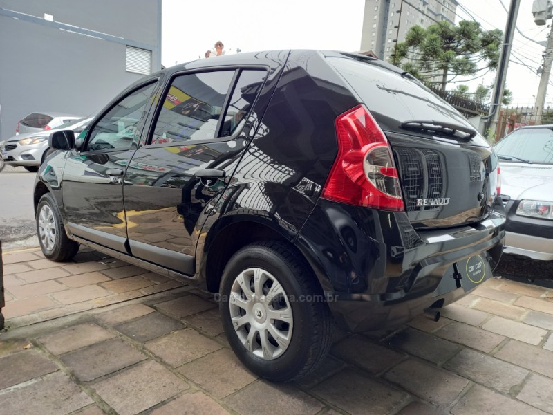 SANDERO 1.0 EXPRESSION 16V FLEX 4P MANUAL - 2011 - CAXIAS DO SUL