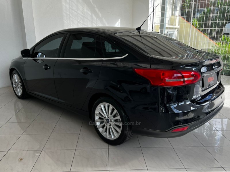 FOCUS 2.0 TITANIUM SEDAN 16V FLEX 4P AUTOMÁTICO - 2016 - CAXIAS DO SUL