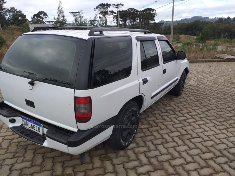 BLAZER 2.4 MPFI ADVANTAGE 4X2 8V GASOLINA 4P MANUAL - 2006 - CAXIAS DO SUL