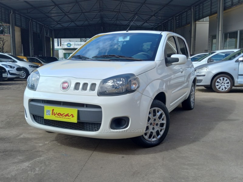 UNO 1.0 VIVACE 8V FLEX 4P MANUAL