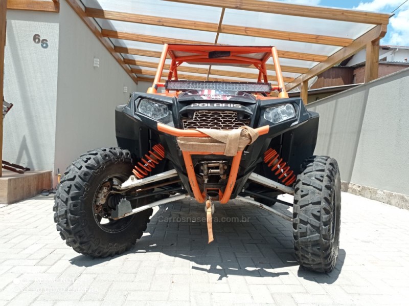 RZR 900 EPS LE - 2014 - FARROUPILHA