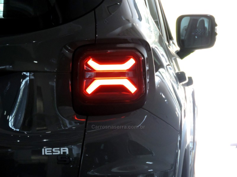 RENEGADE 1.3 S T270 16V TURBO FLEX 4X4 4P AUTOMÁTICO - 2022 - NOVO HAMBURGO