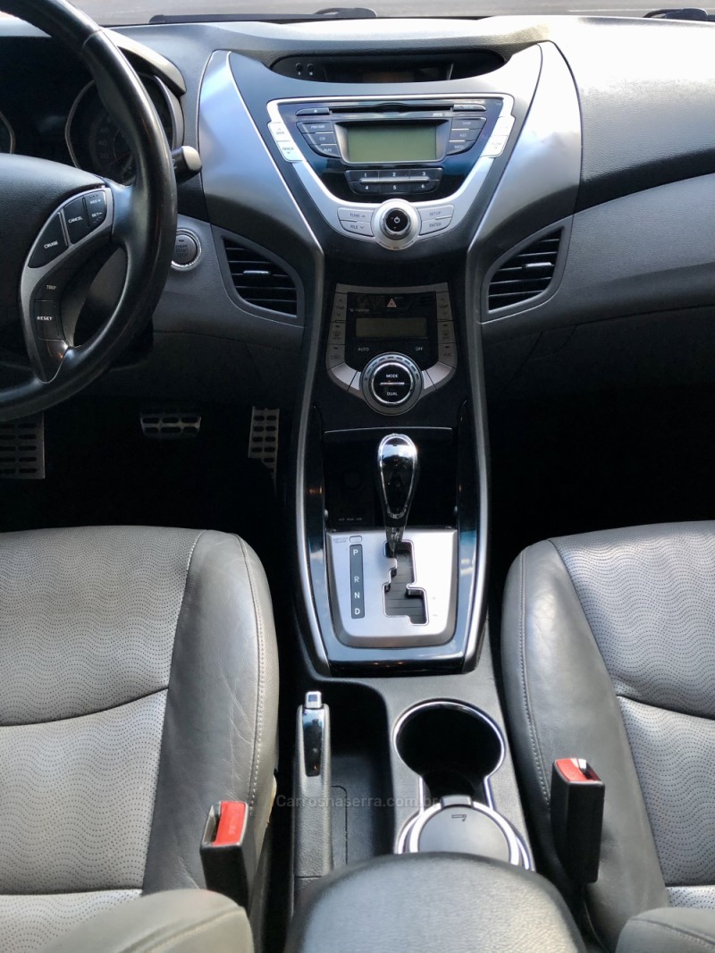 ELANTRA 1.8 GLS 16V GASOLINA 4P AUTOMÁTICO - 2013 - NOVO HAMBURGO