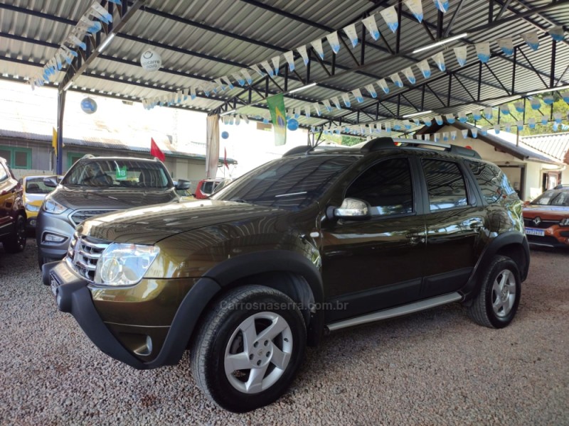 duster 2.0 dynamique 4x2 16v flex 4p automatico 2013 canela