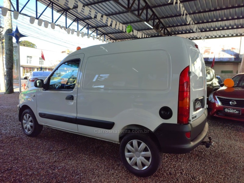 KANGOO 1.6 EXPRESS 16V FLEX 4P MANUAL - 2013 - CANELA