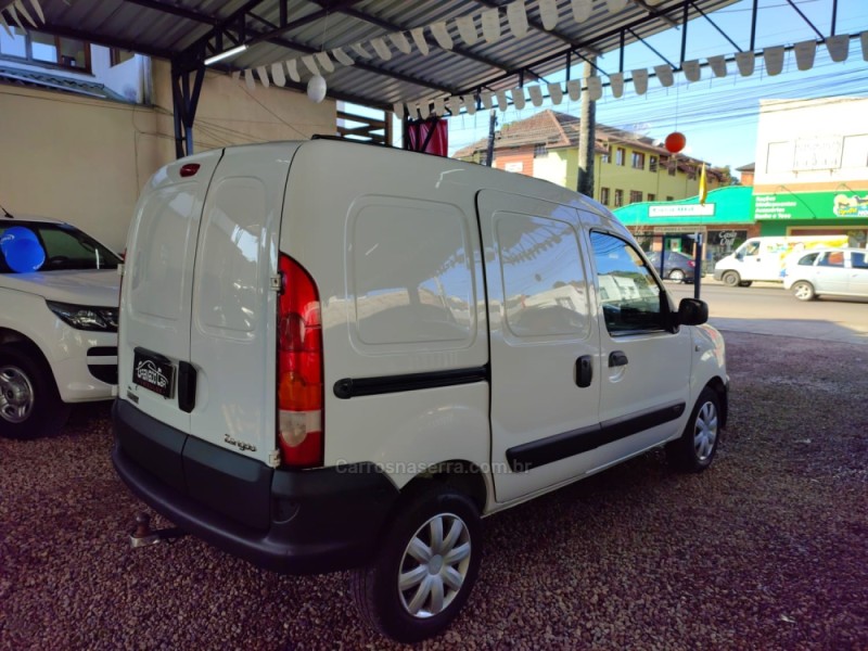 KANGOO 1.6 EXPRESS 16V FLEX 4P MANUAL - 2013 - CANELA