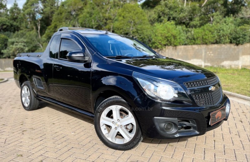 montana 1.4 mpfi sport cs 8v flex 2p manual 2015 canela