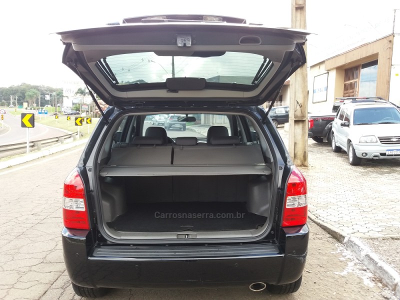 TUCSON 2.0 MPFI GL 16V 142CV 2WD GASOLINA 4P MANUAL - 2013 - DOIS IRMãOS