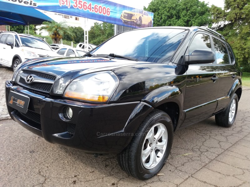 TUCSON 2.0 MPFI GL 16V 142CV 2WD GASOLINA 4P MANUAL - 2013 - DOIS IRMãOS