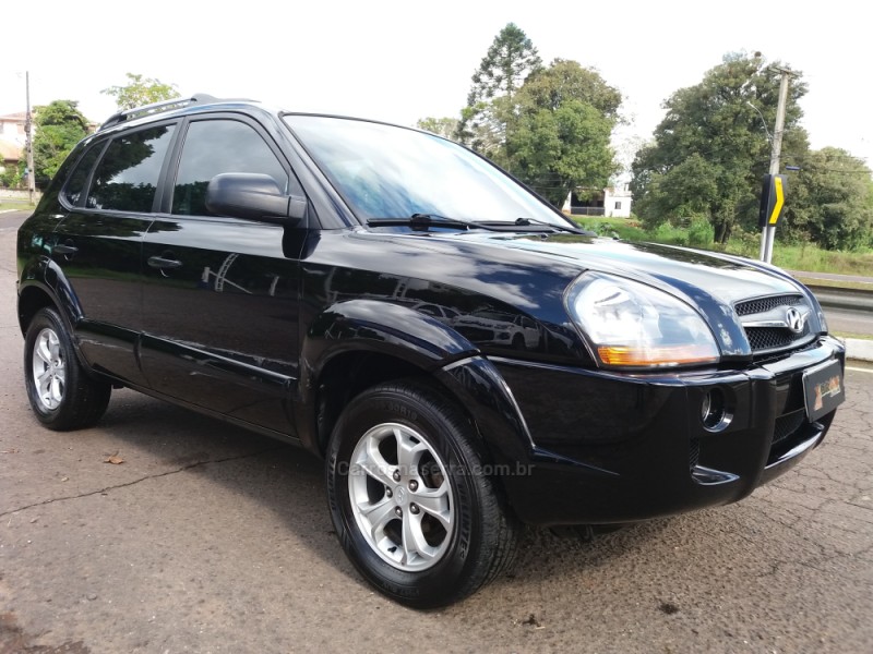 TUCSON 2.0 MPFI GL 16V 142CV 2WD GASOLINA 4P MANUAL - 2013 - DOIS IRMãOS