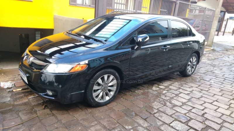 CIVIC 1.8 LXL 16V FLEX 4P MANUAL