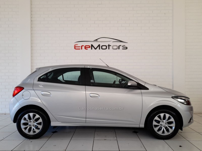 ONIX 1.4 MPFI LT 8V FLEX 4P MANUAL - 2017 - ERECHIM