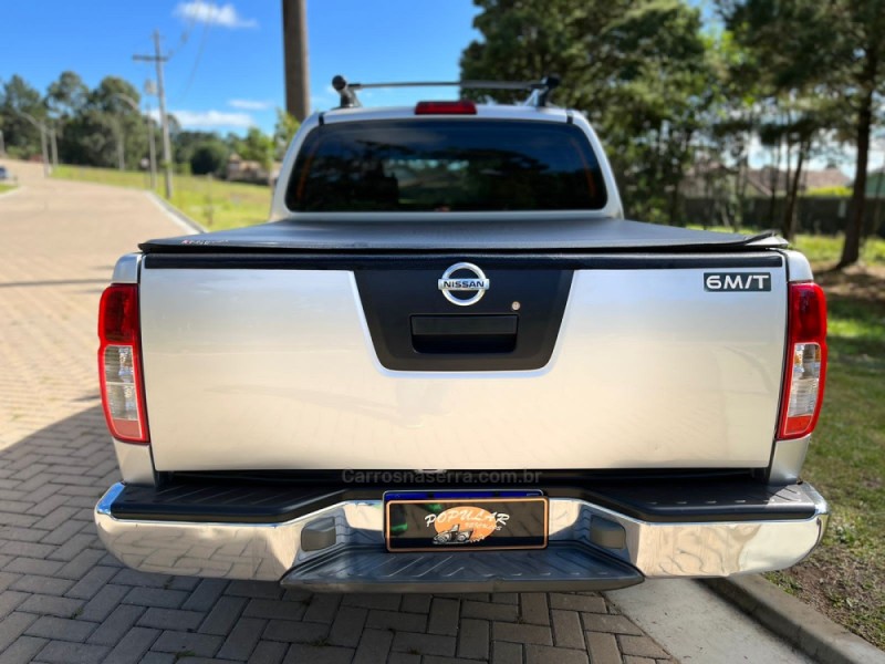 FRONTIER 2.5 S 4X4 CD TURBO ELETRONIC DIESEL 4P MANUAL - 2015 - CANELA