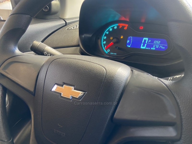 ONIX 1.4 ADVANTAGE 8V FLEX 4P AUTOMÁTICO - 2018 - NOVO HAMBURGO